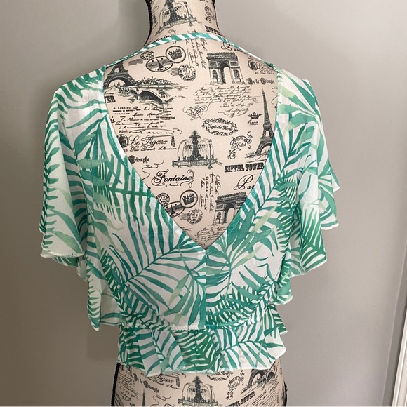 NWOT Fashion Nova Two Piece Set (medium) - Picture 5 of 6